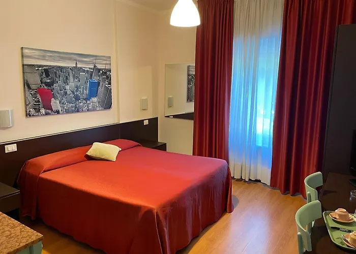 Hotel Stazione Del Sole *